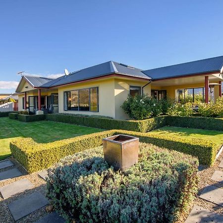 Kawarau Bay View - Cromwell Holiday Home ภายนอก รูปภาพ